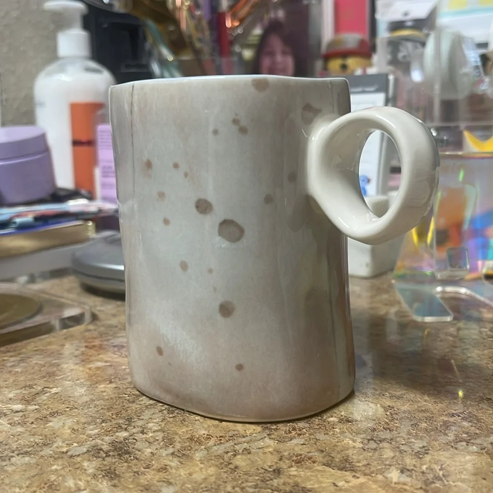 Anthropologie Northwood Snow Leopard Sketch Ring Mug